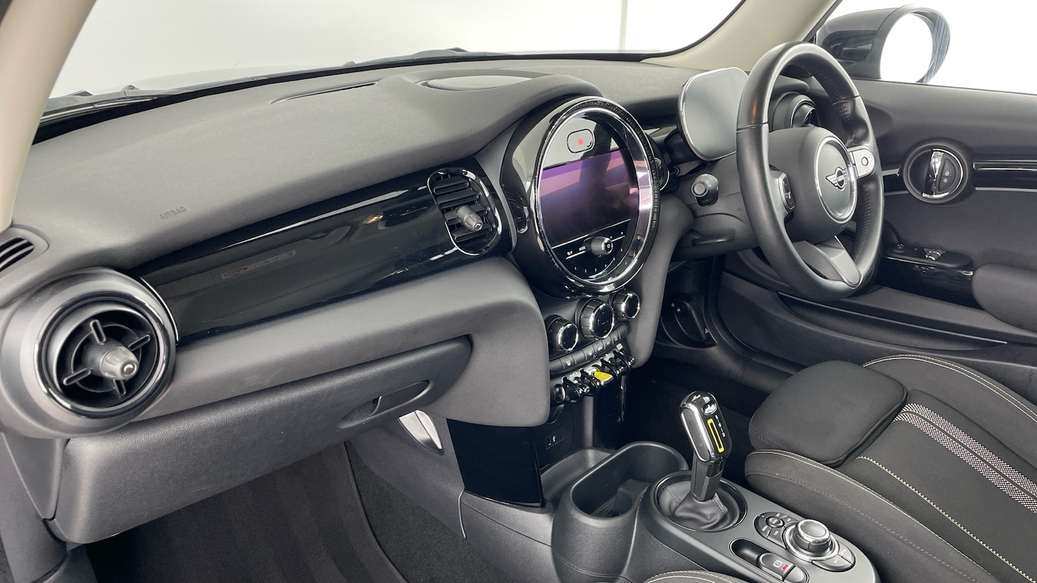 Used MINI Hatch 2022 for sale - 77462299: Photo 7