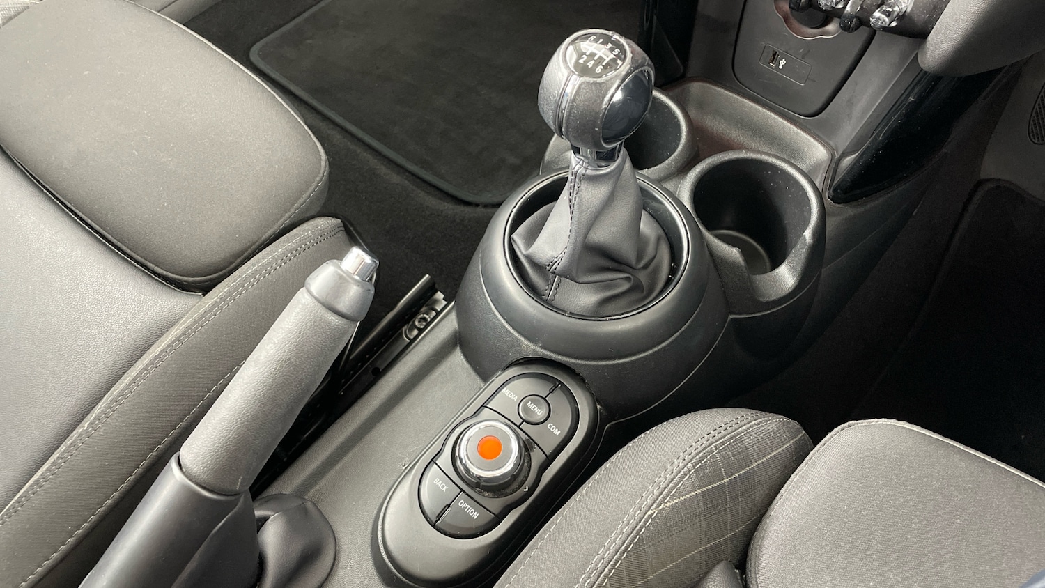 Used MINI Hatch 2018 for sale - 76544251: Photo 10