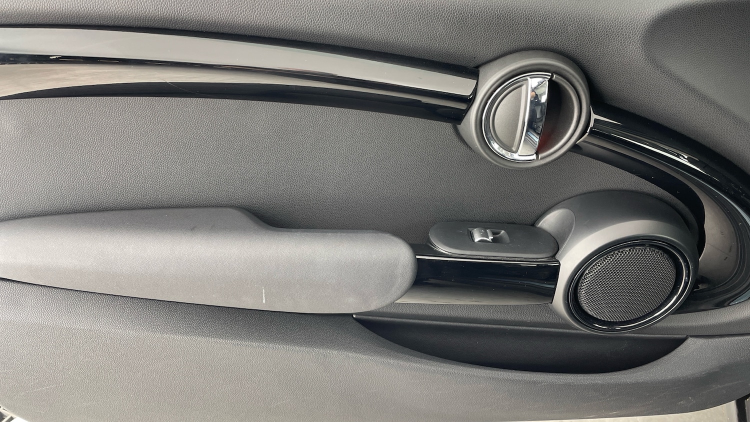 Used MINI Hatch 2018 for sale - 76544251: Photo 26