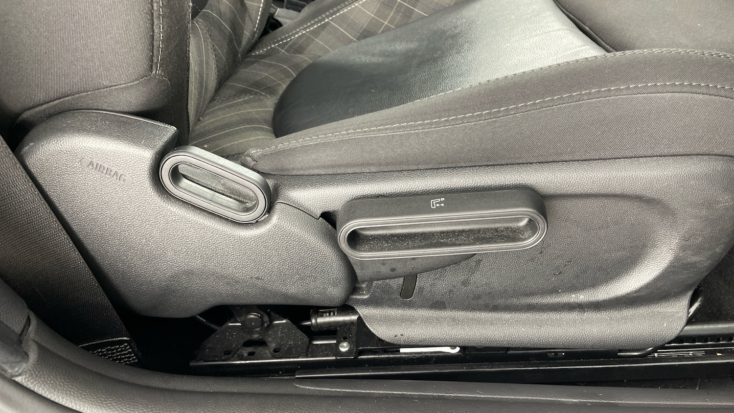 Used MINI Hatch 2018 for sale - 76544251: Photo 42