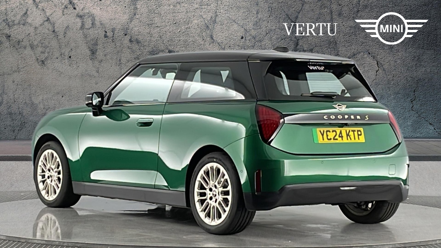 Used MINI Cooper 2024 for sale - 76532569: Photo 2