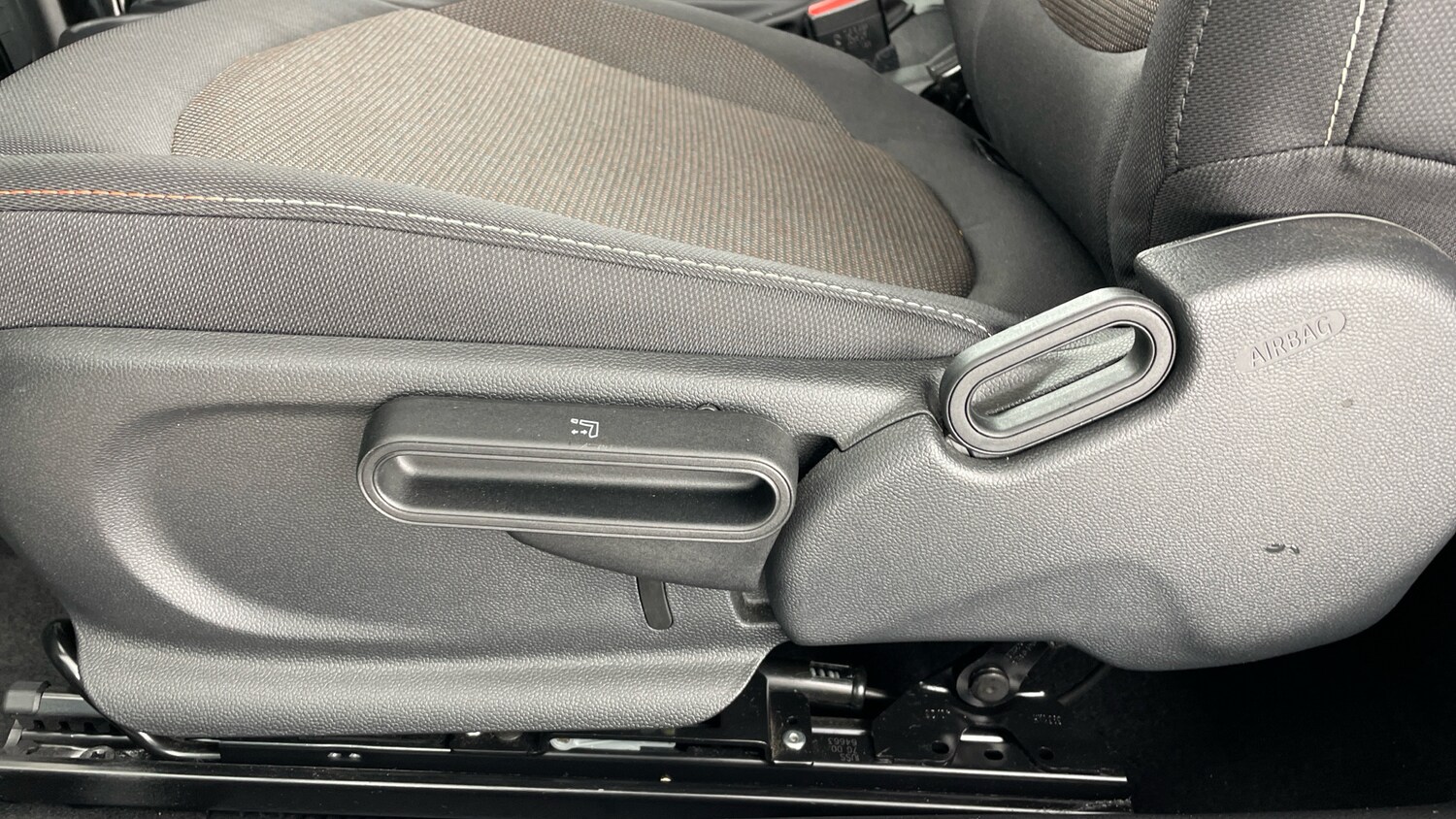 Used MINI Cooper 2024 for sale - 76835357: Photo 27