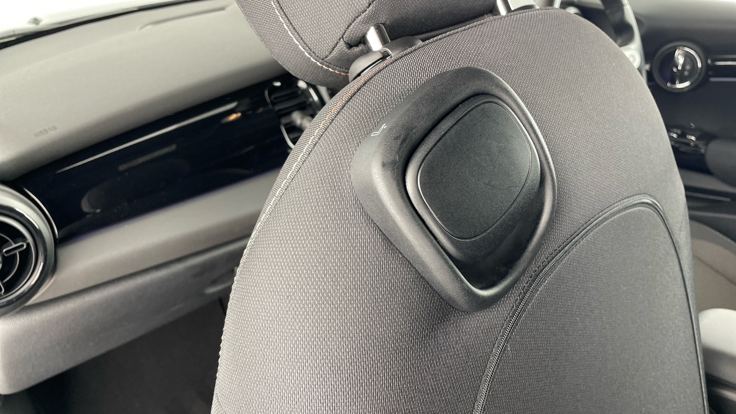 Used MINI Cooper 2024 for sale - 76835357: Photo 30