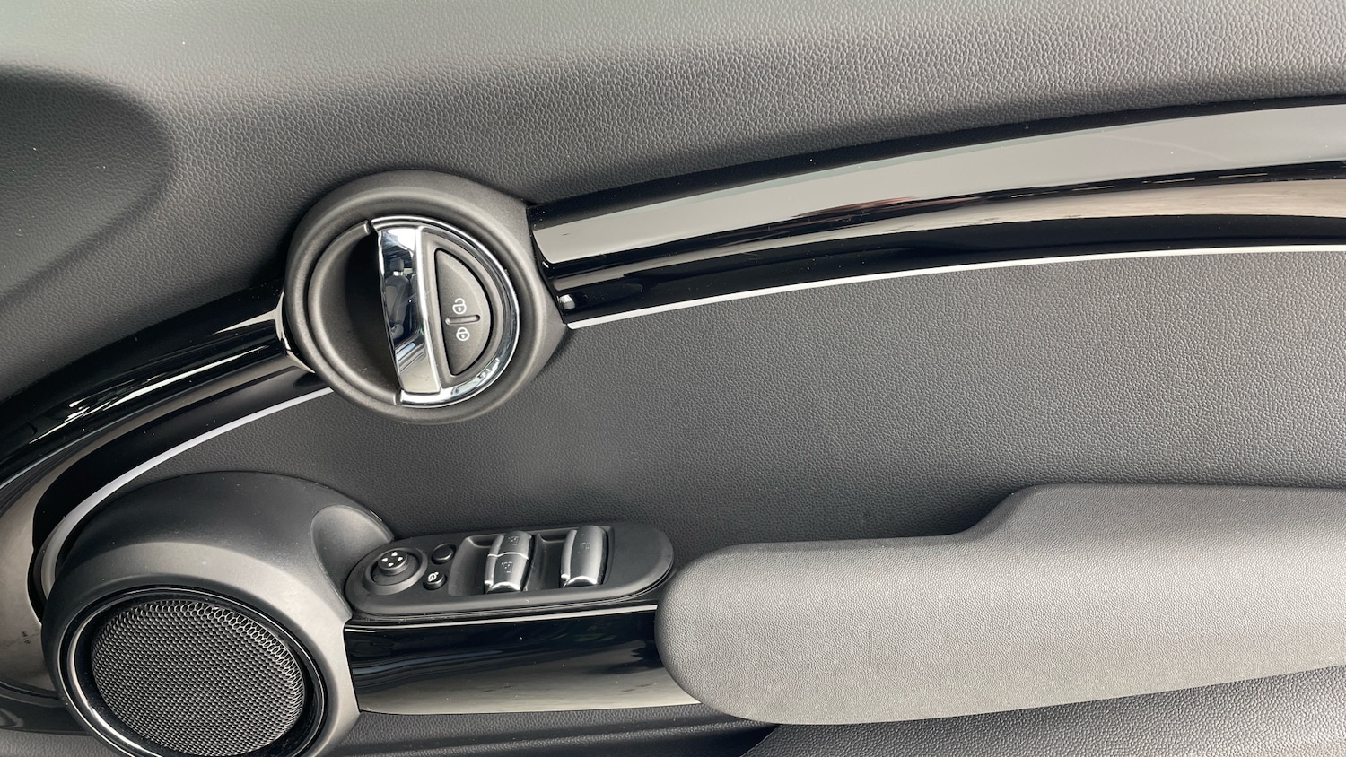 Used MINI Cooper 2024 for sale - 76835357: Photo 34