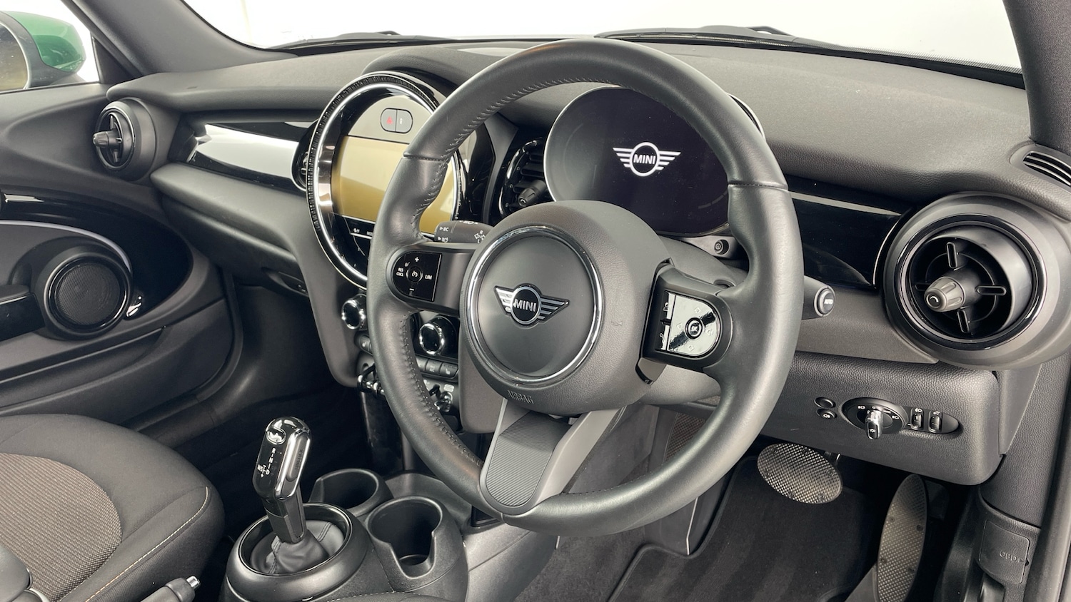 Used MINI Cooper 2024 for sale - 76835357: Photo 6