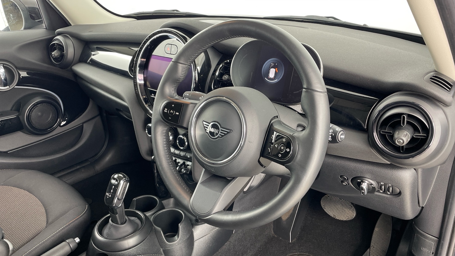 Used MINI Hatch 2023 for sale - 77570554: Photo 6