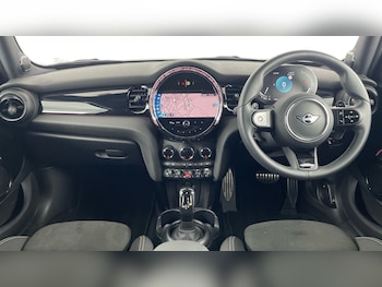 Used MINI Hatch 2023 for sale - 75931320: Photo