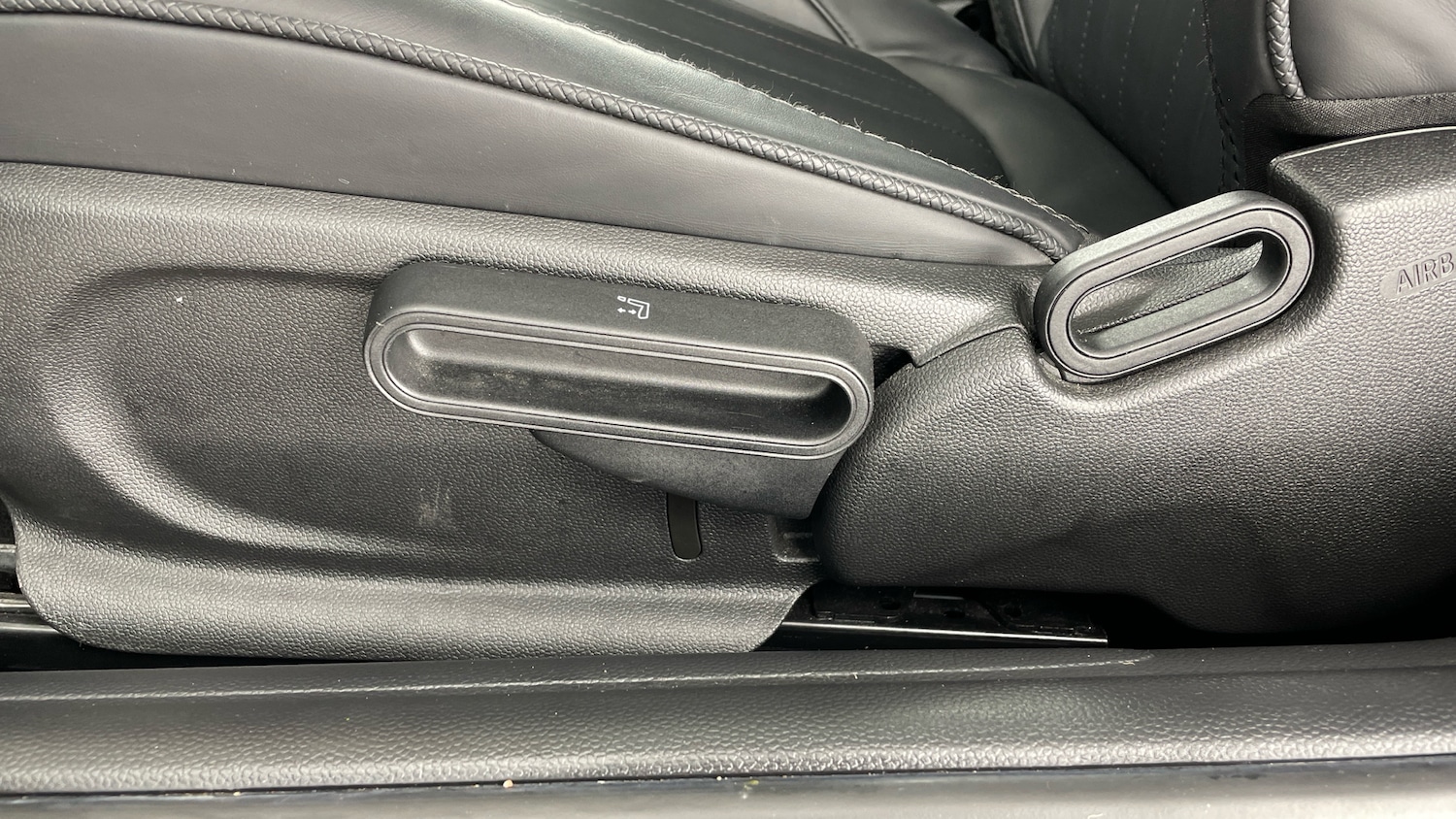 Used MINI Hatch 2022 for sale - 76881563: Photo 28