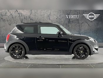 Used MINI Hatch 2022 for sale - 76881563: Photo