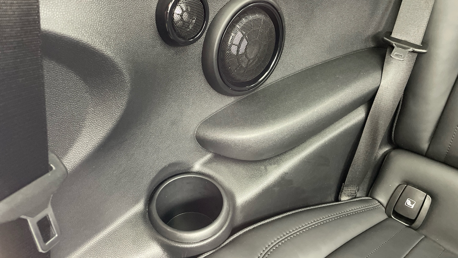 Used MINI Hatch 2022 for sale - 76881563: Photo 50