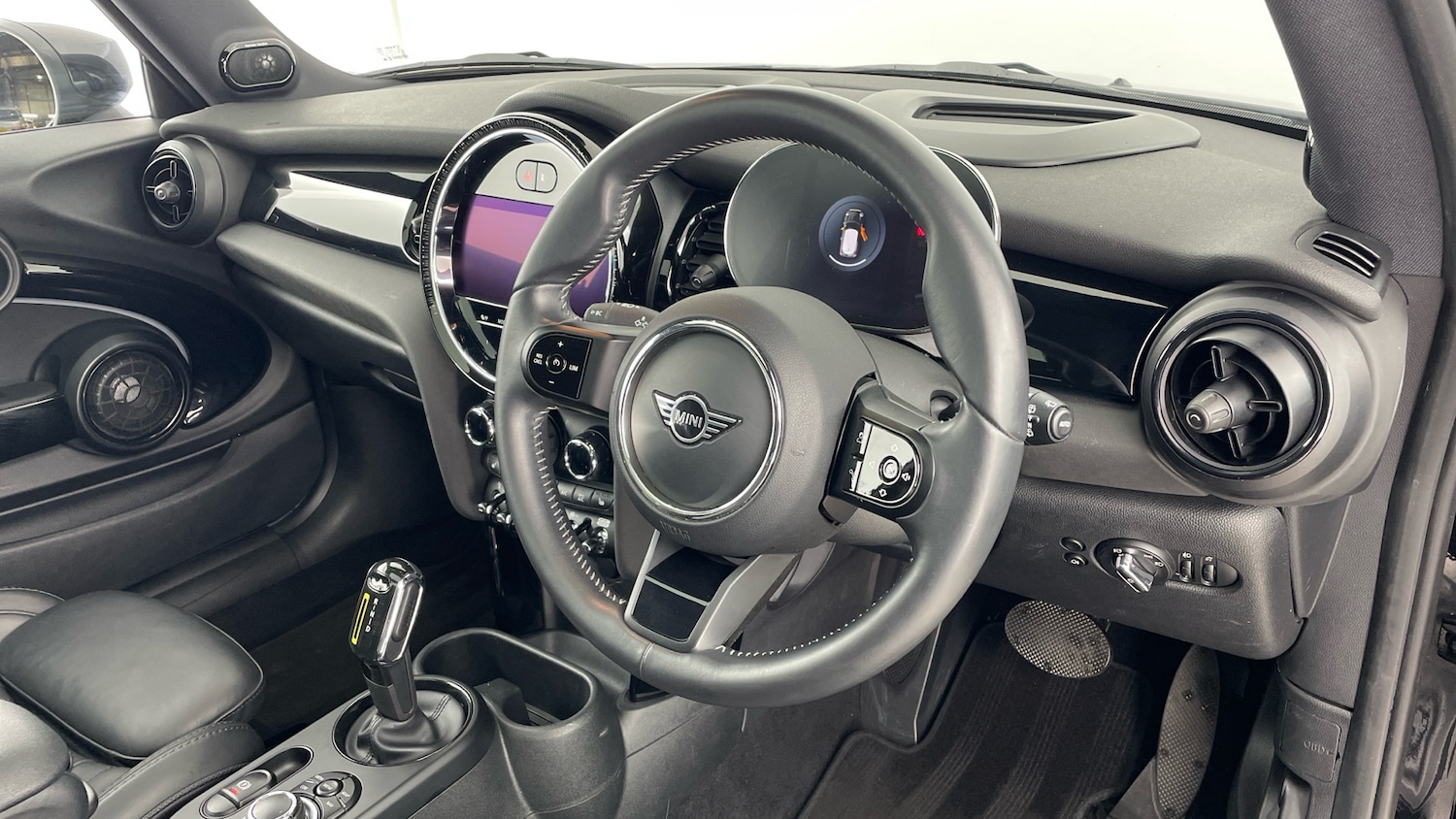 Used MINI Hatch 2022 for sale - 76881563: Photo 6