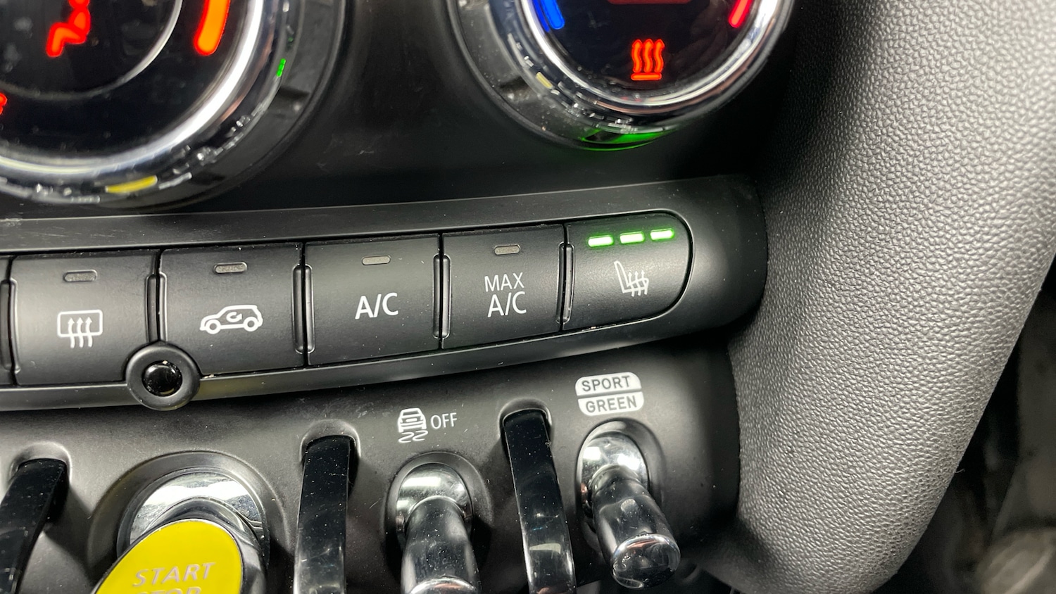 Used MINI Hatch 2022 for sale - 76881563: Photo 64