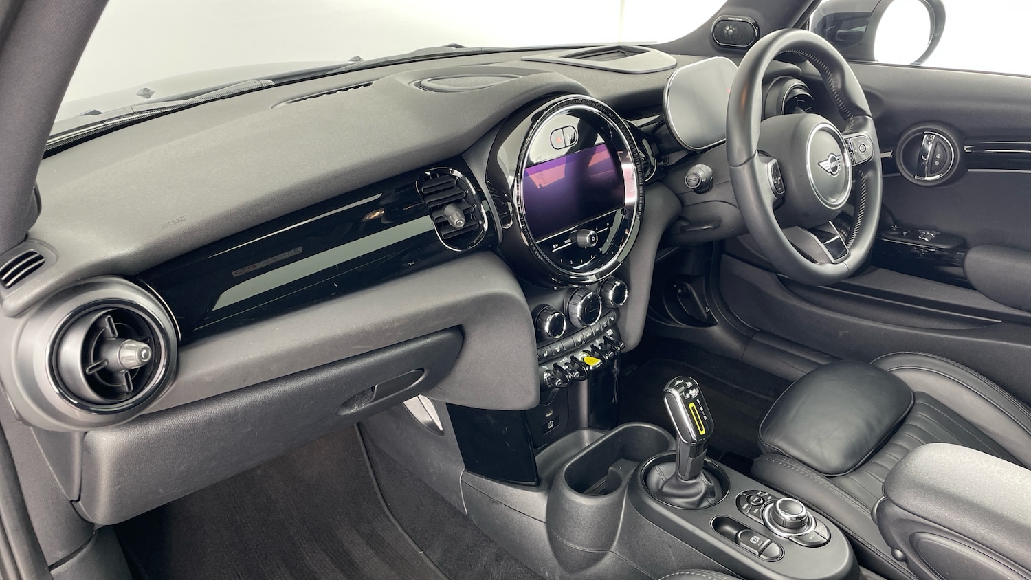 Used MINI Hatch 2022 for sale - 76881563: Photo 7