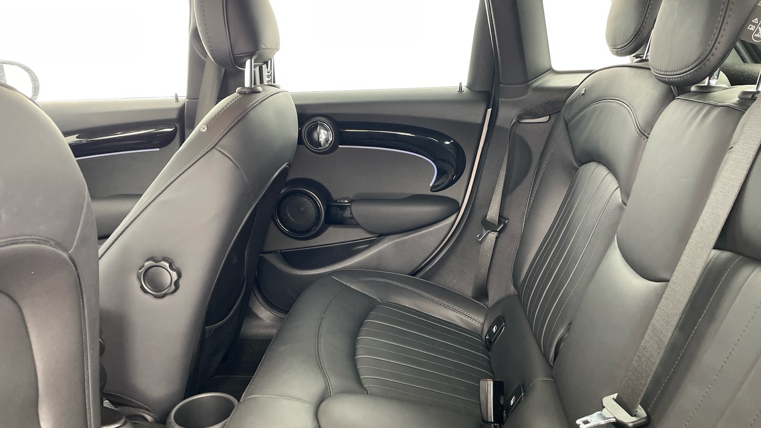 Used MINI Hatch 2023 for sale - 77106439: Photo 12