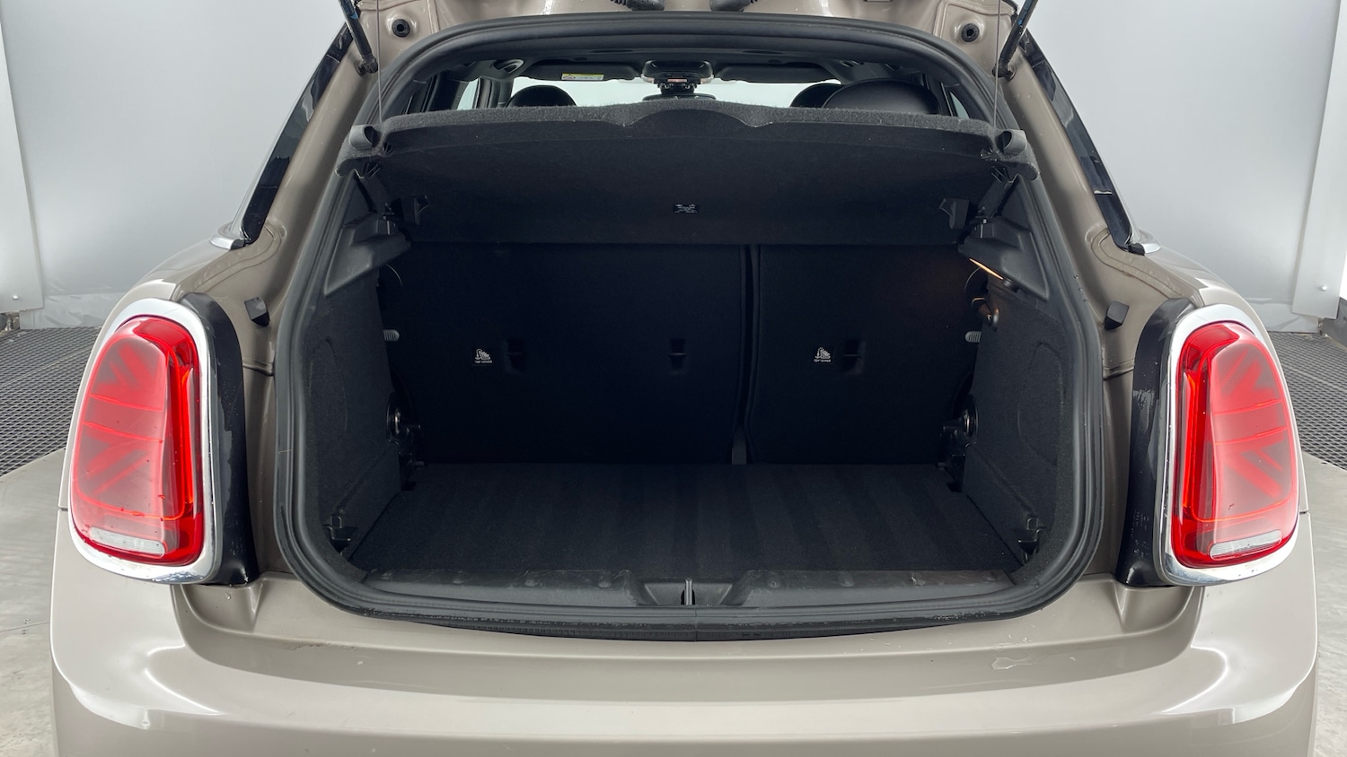 Used MINI Hatch 2023 for sale - 77106439: Photo 13