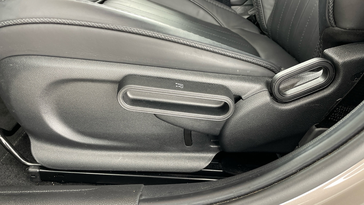 Used MINI Hatch 2023 for sale - 77106439: Photo 27