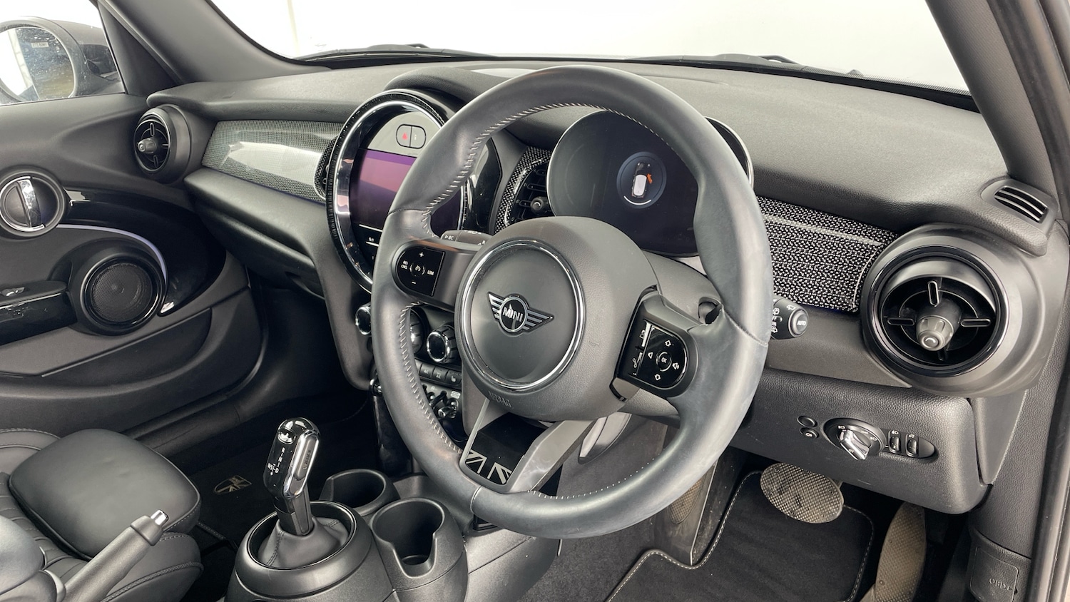 Used MINI Hatch 2023 for sale - 77106439: Photo 6