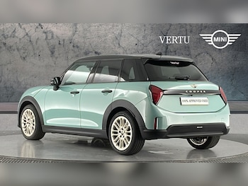 Used MINI Cooper 2024 for sale - 79215983: Photo
