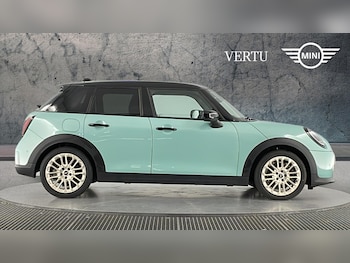 Used MINI Cooper 2024 for sale - 79215983: Photo