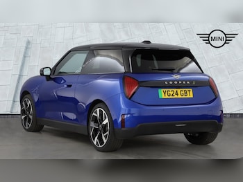 Used MINI Cooper 2024 for sale - 79151885: Photo