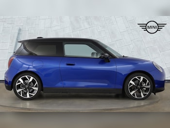 Used MINI Cooper 2024 for sale - 79151885: Photo