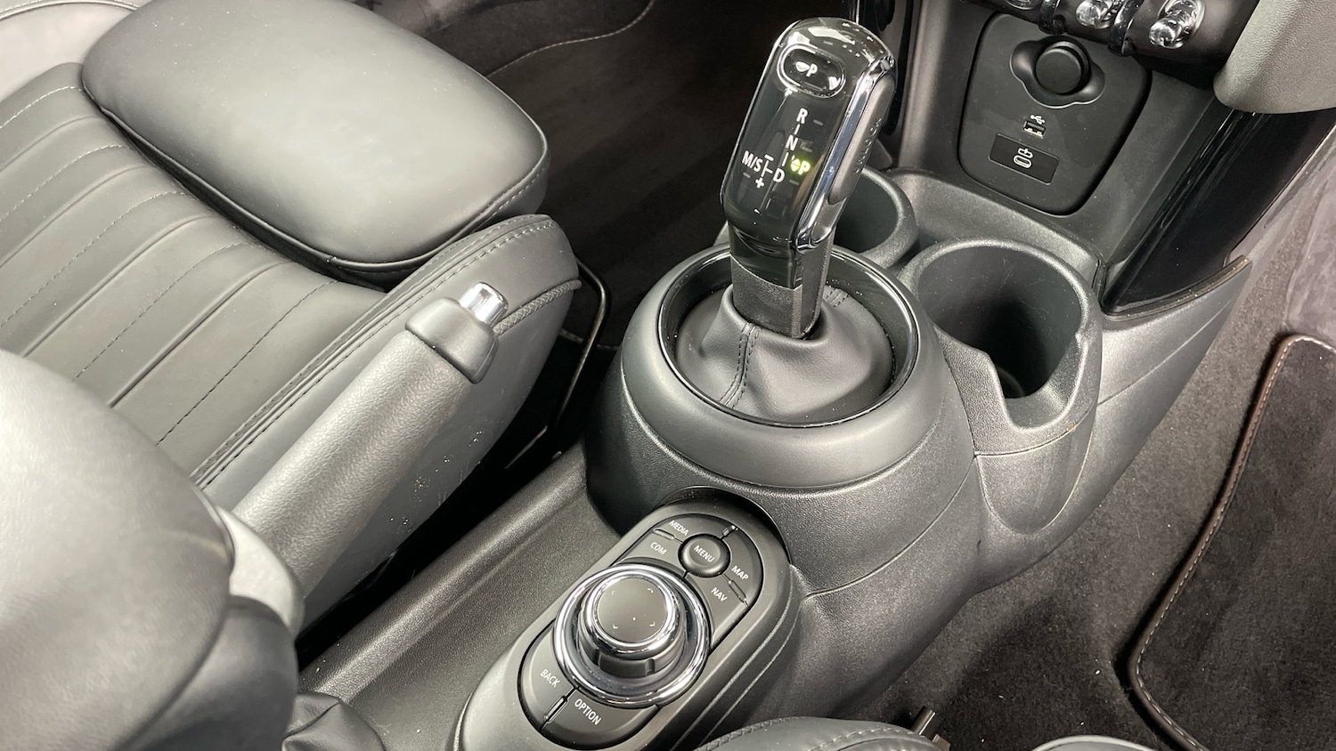 Used MINI Convertible 2023 for sale - 77568270: Photo 10