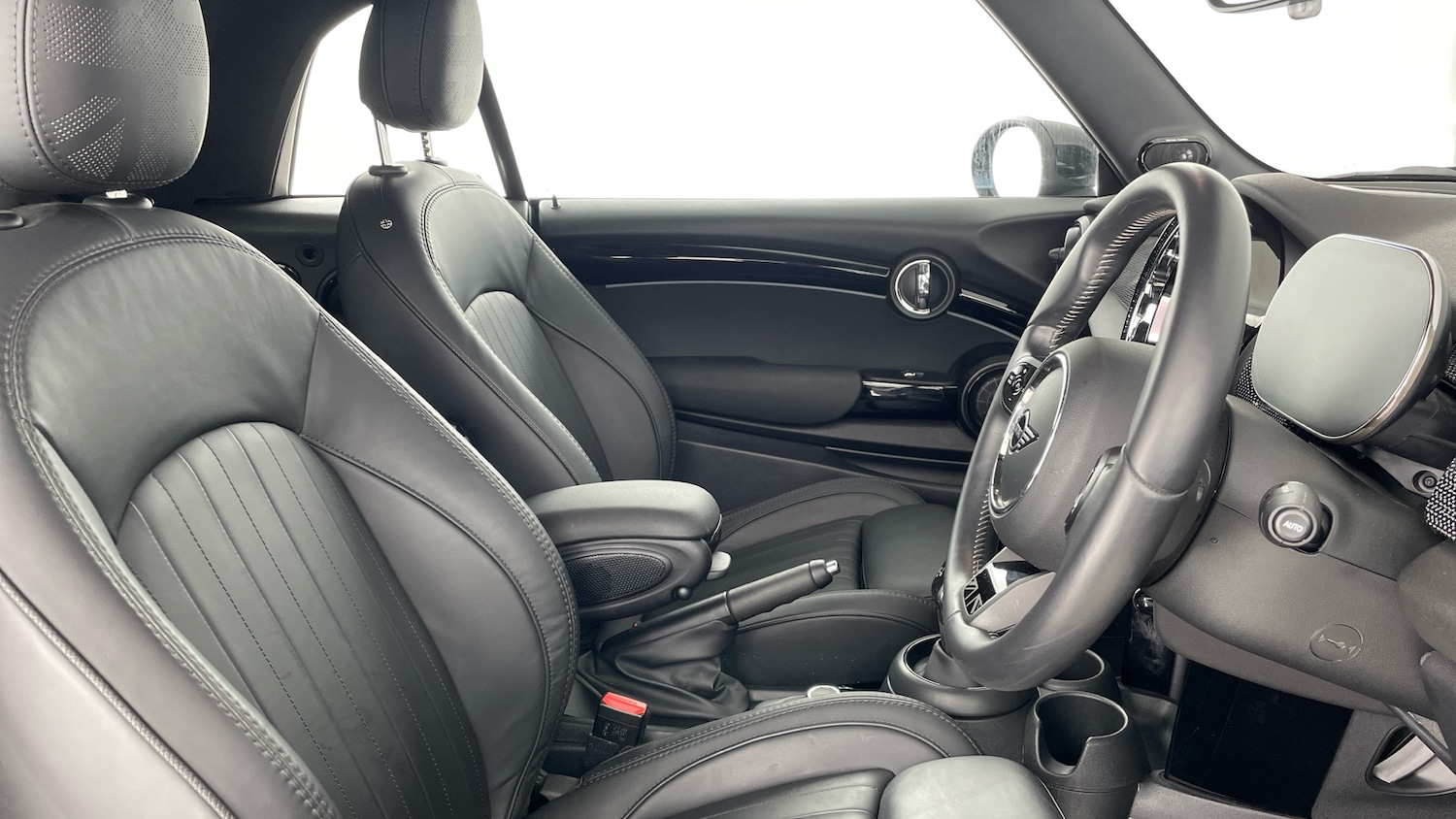 Used MINI Convertible 2023 for sale - 77568270: Photo 11