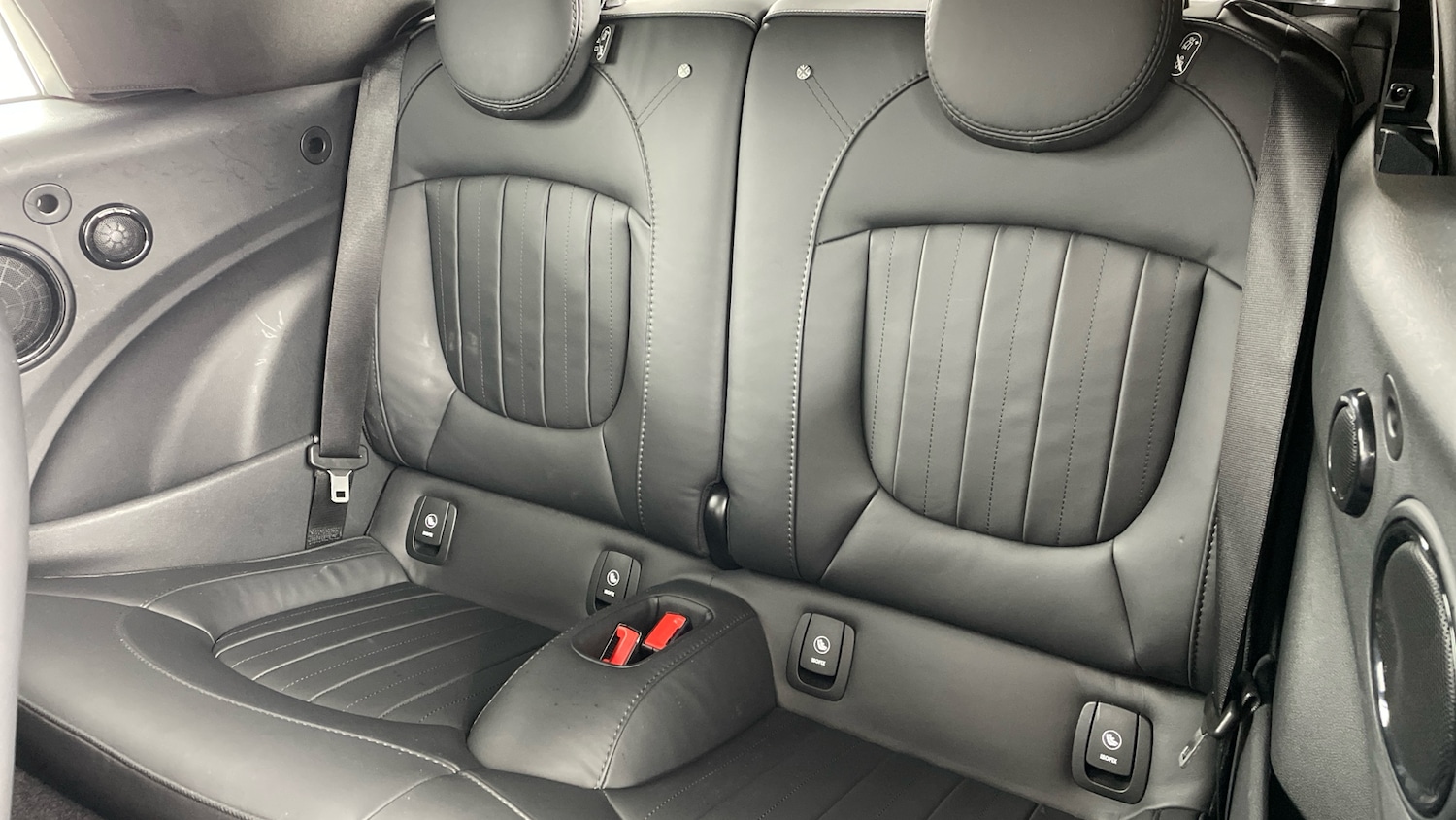 Used MINI Convertible 2023 for sale - 77568270: Photo 12