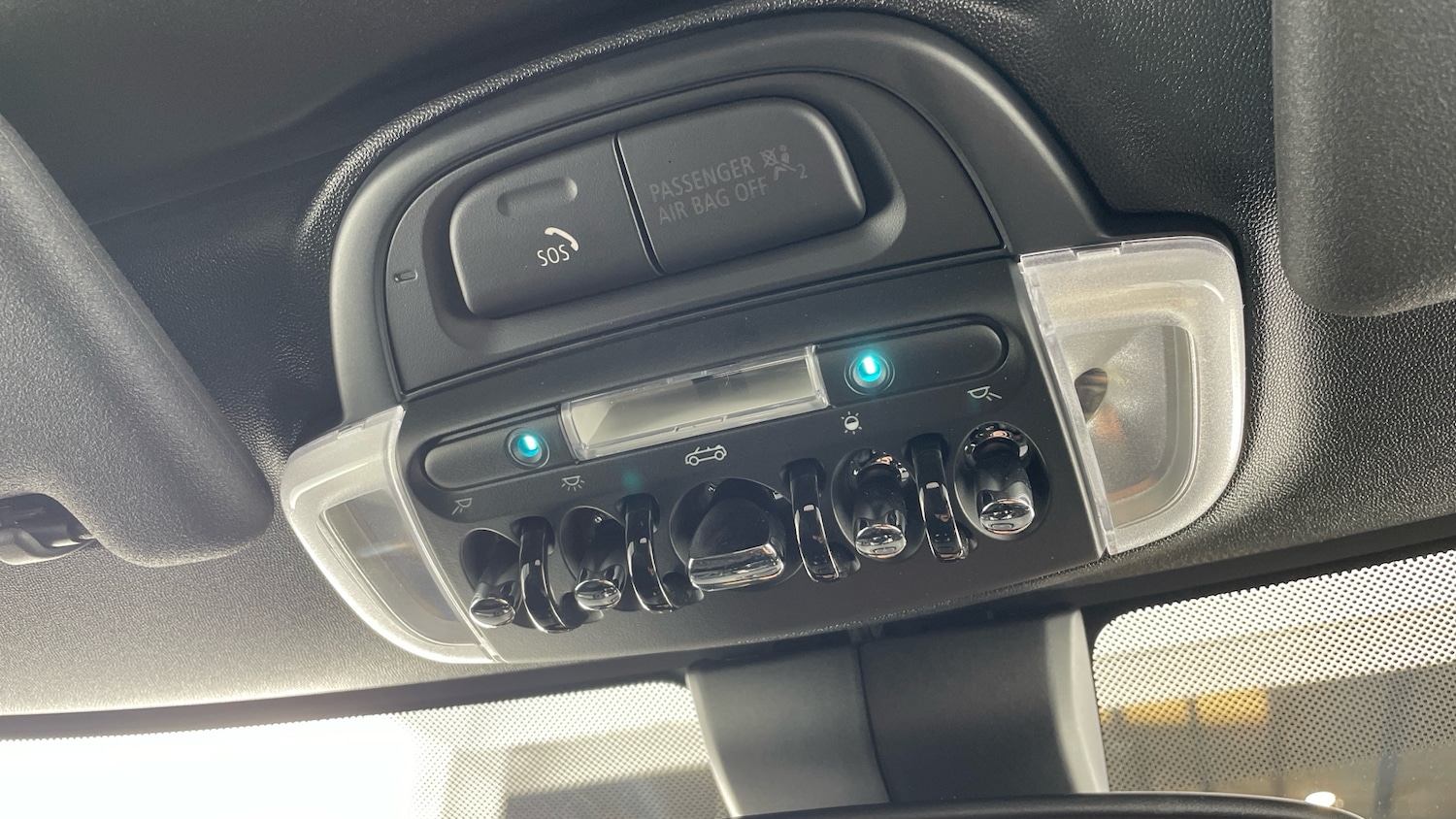 Used MINI Convertible 2023 for sale - 77568270: Photo 71