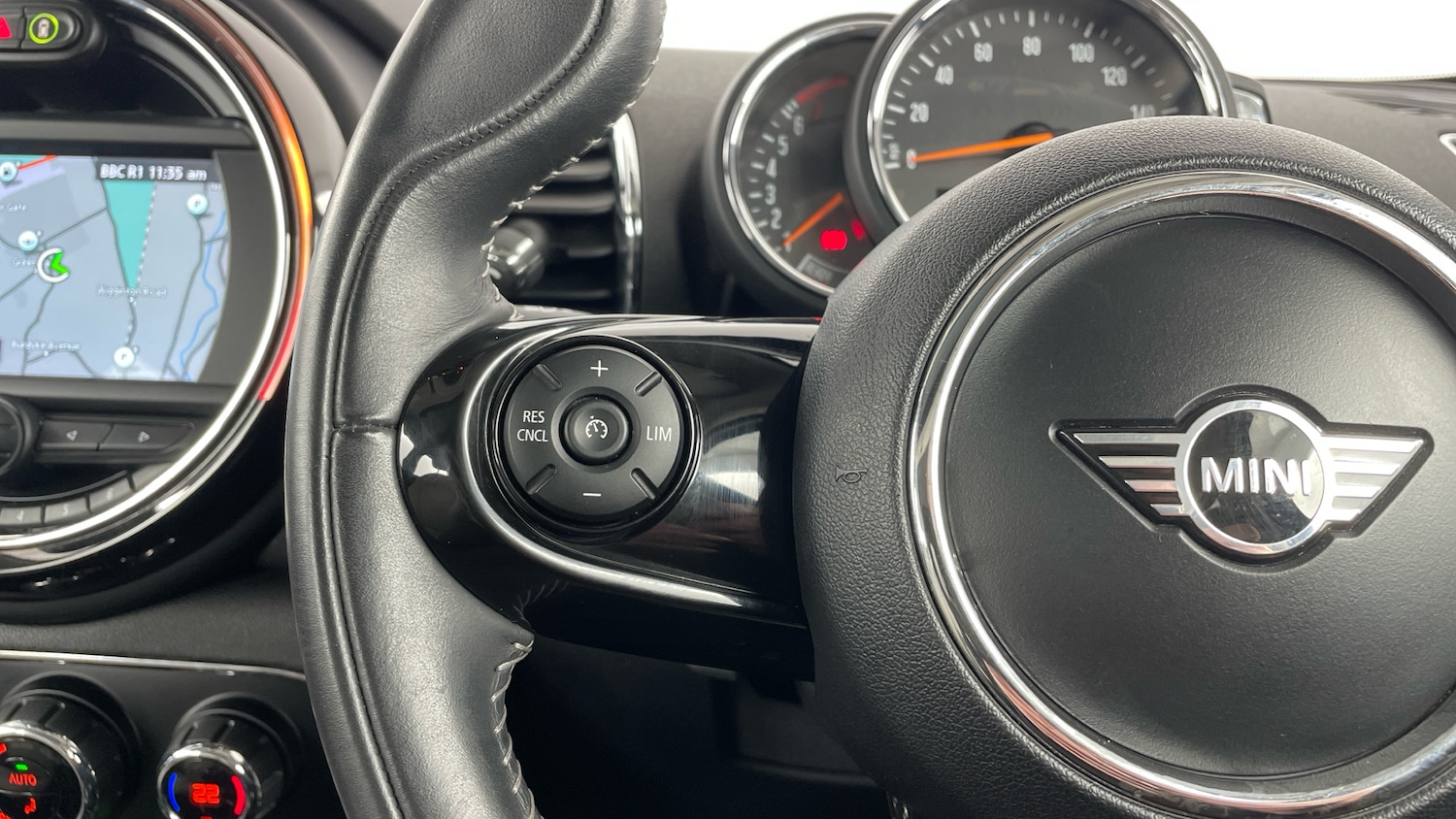 Used MINI Clubman 2019 for sale - 76530894: Photo 17