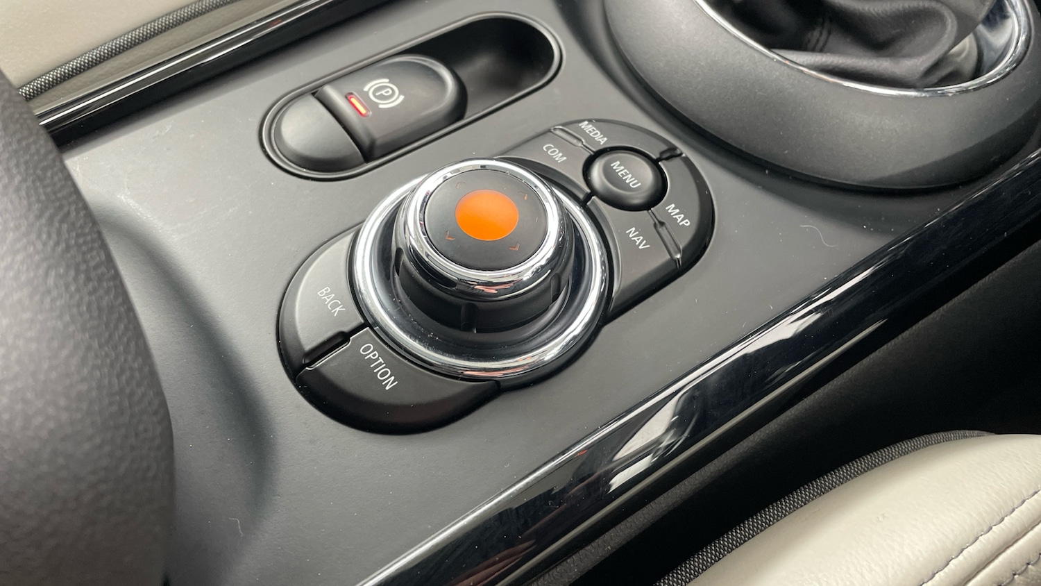 Used MINI Clubman 2019 for sale - 76530894: Photo 19