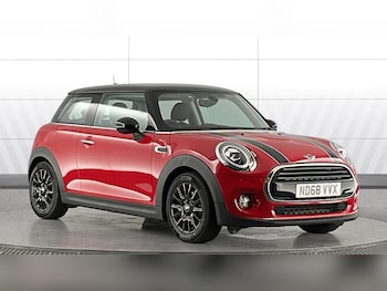 Used MINI Hatch 2018 for sale - 79101663: Photo