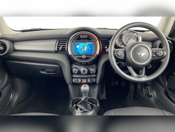 Used MINI Hatch 2018 for sale - 79101663: Photo