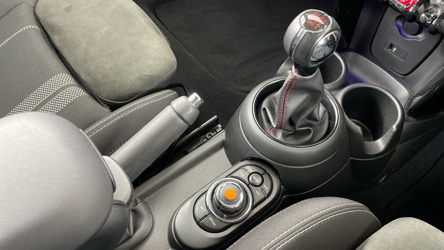 Used MINI Hatch 2019 for sale - 76946723: Photo 10