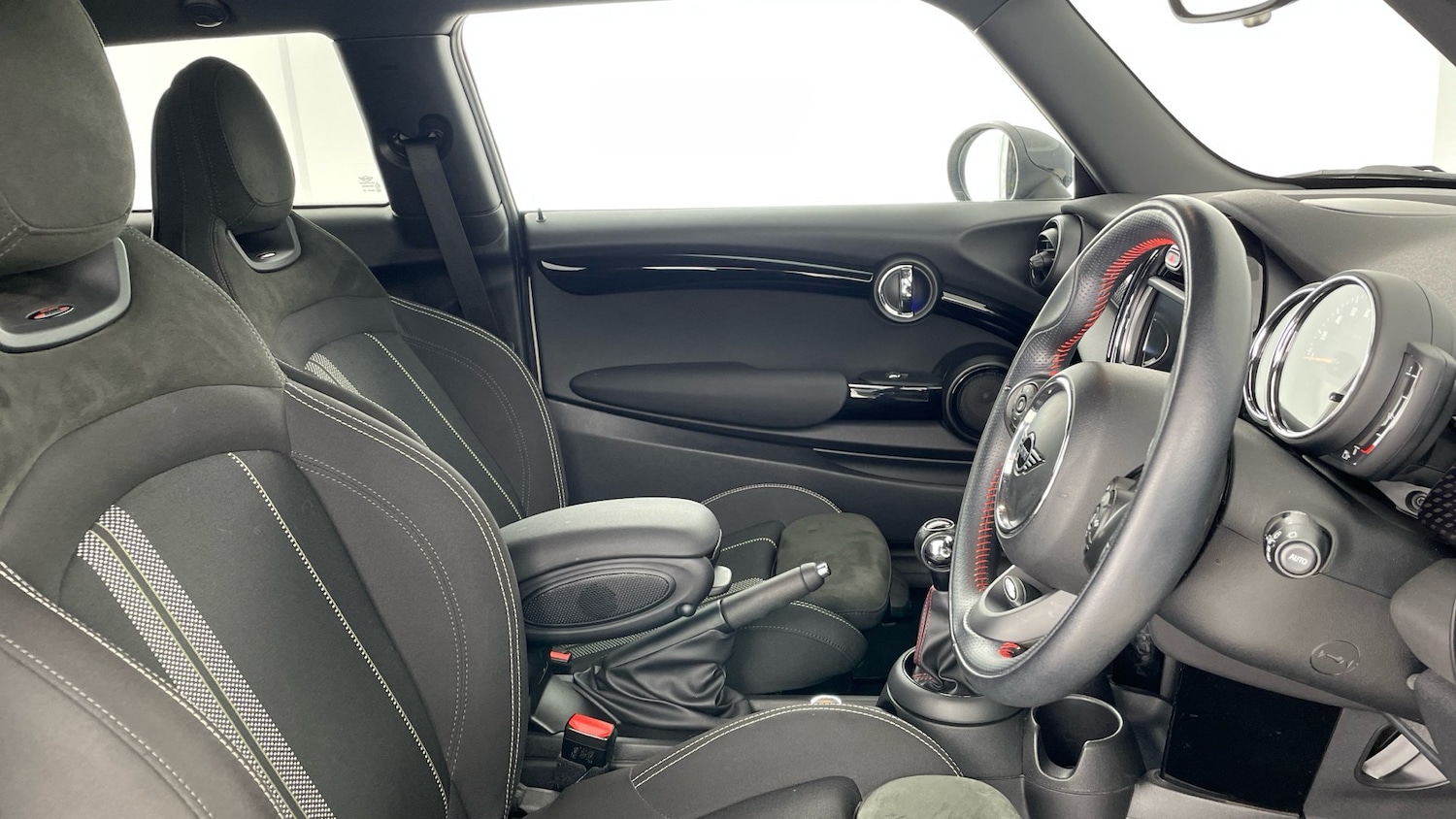 Used MINI Hatch 2019 for sale - 76946723: Photo 11