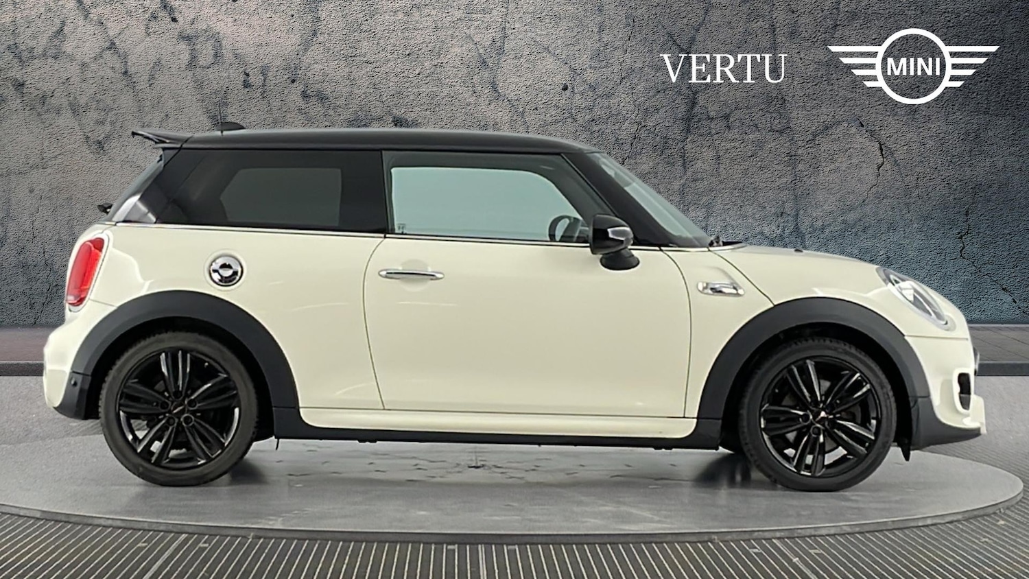 Used MINI Hatch 2019 for sale - 76946723: Photo 3