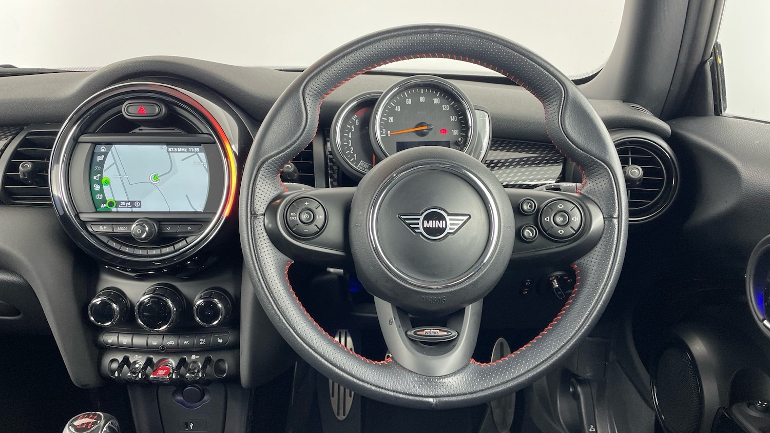 Used MINI Hatch 2019 for sale - 76946723: Photo 5