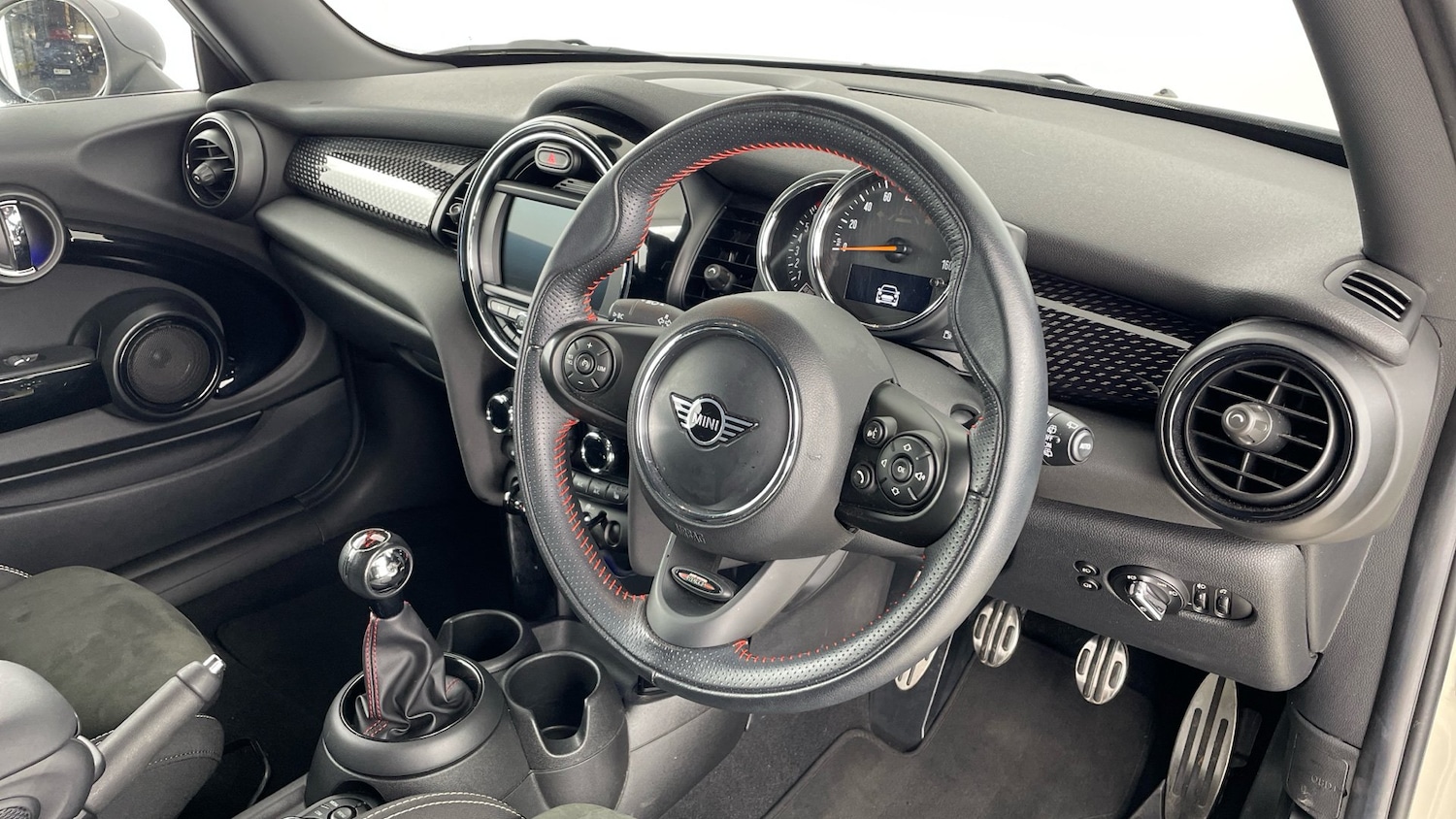 Used MINI Hatch 2019 for sale - 76946723: Photo 6