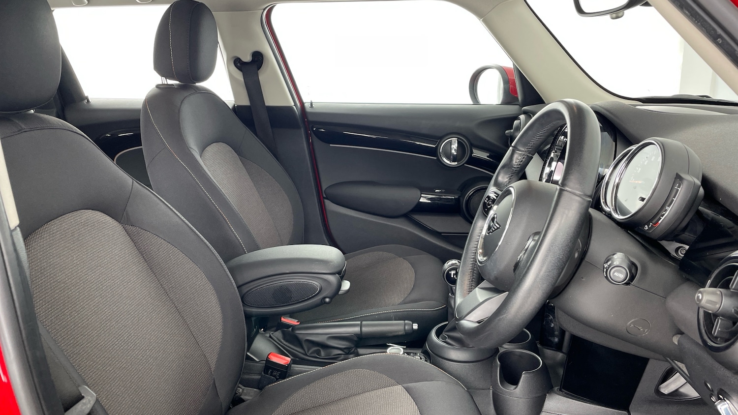 Used MINI Hatch 2022 for sale - 76919682: Photo 11