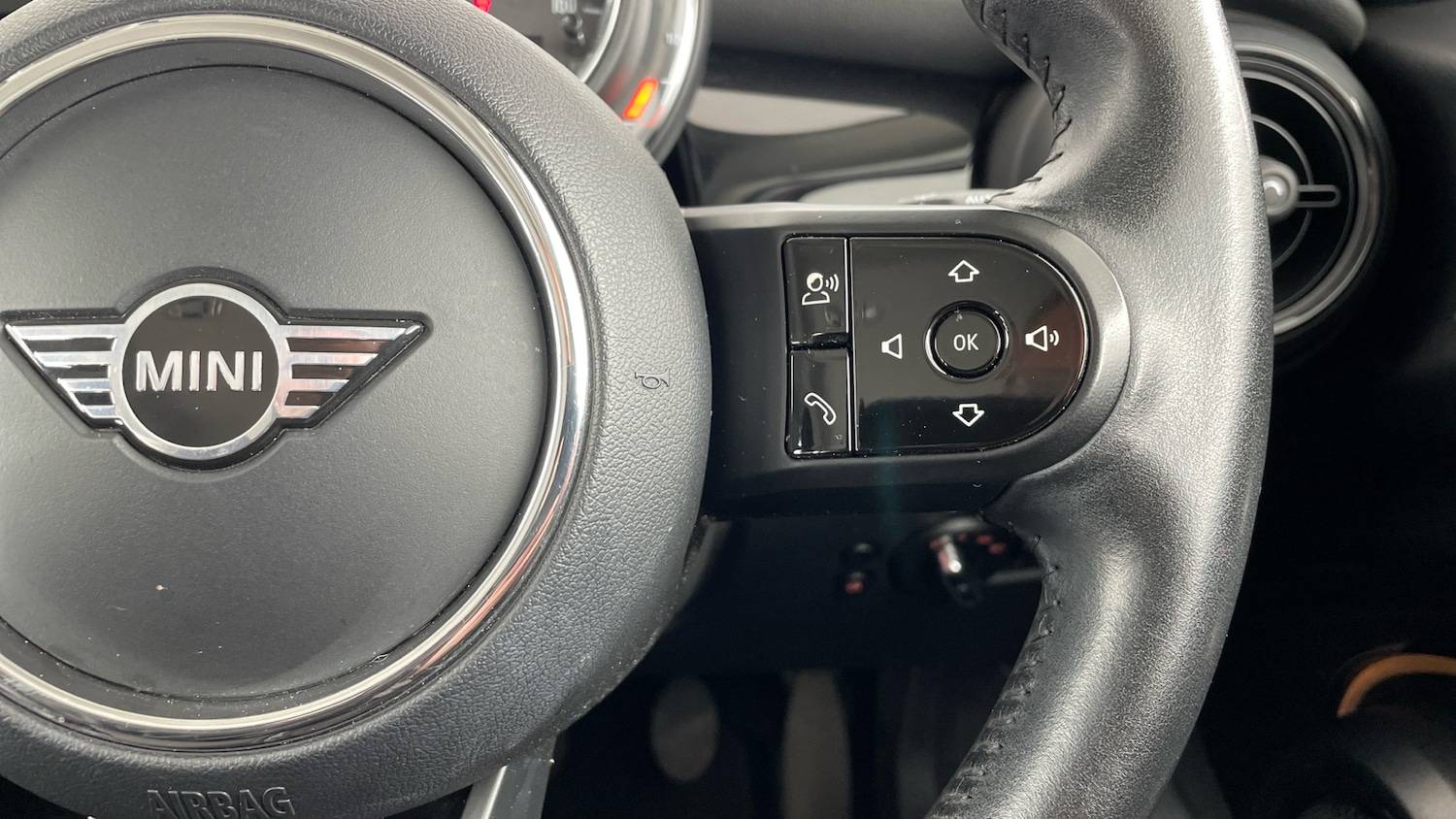 Used MINI Hatch 2022 for sale - 76919682: Photo 18