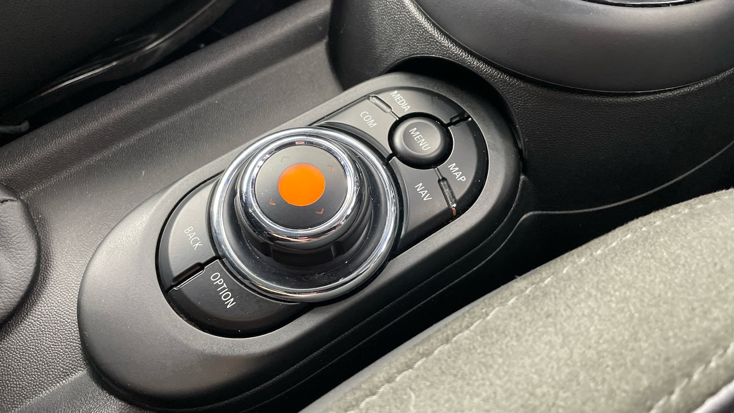 Used MINI Convertible 2019 for sale - 76564922: Photo 19