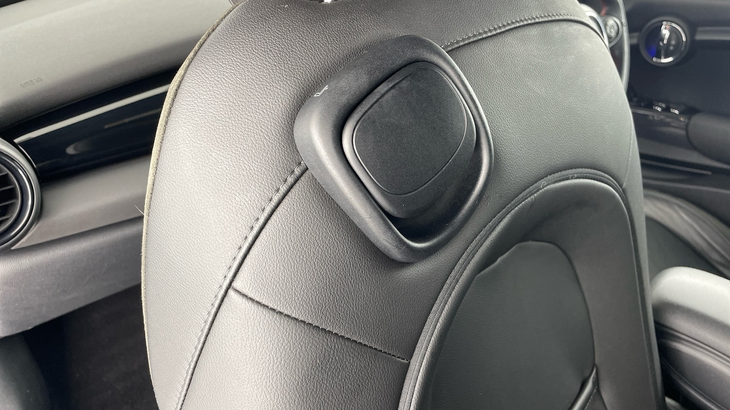 Used MINI Convertible 2019 for sale - 76564922: Photo 29