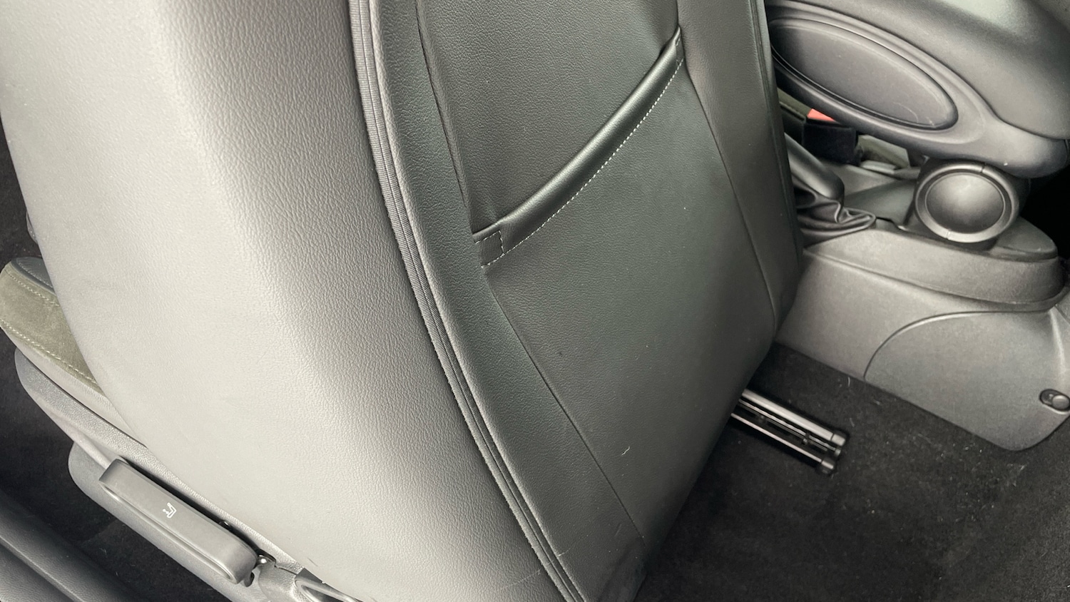 Used MINI Convertible 2019 for sale - 76564922: Photo 30