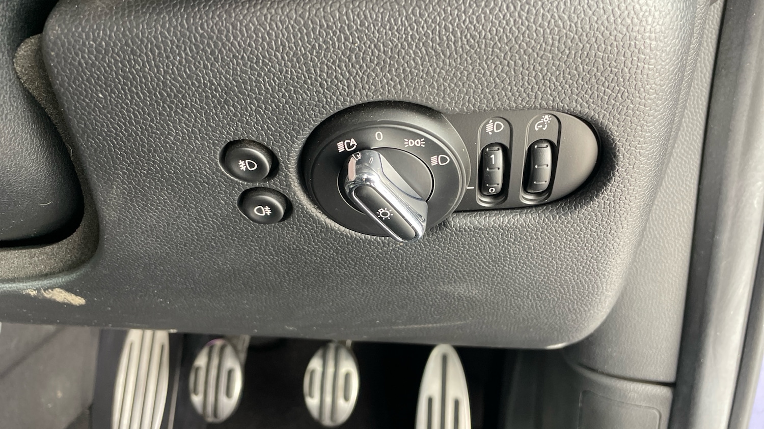 Used MINI Convertible 2019 for sale - 76564922: Photo 45