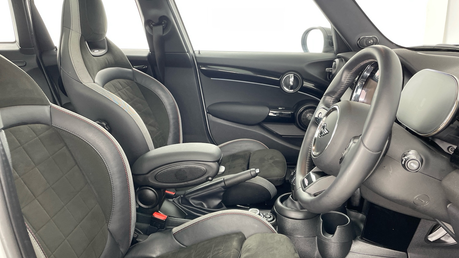 Used MINI Hatch 2023 for sale - 77435577: Photo 11