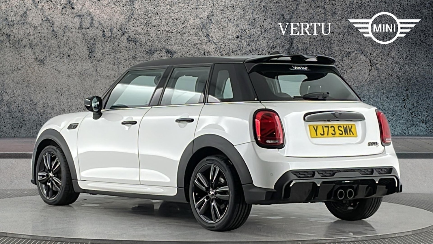 Used MINI Hatch 2023 for sale - 77435577: Photo 2