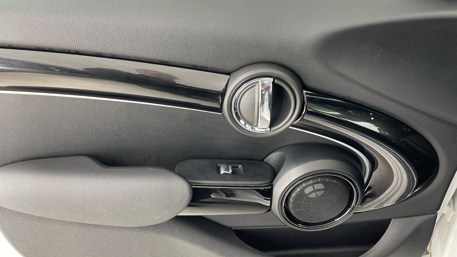 Used MINI Hatch 2023 for sale - 77435577: Photo 27