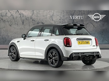 Used MINI Hatch 2023 for sale - 77435577: Photo