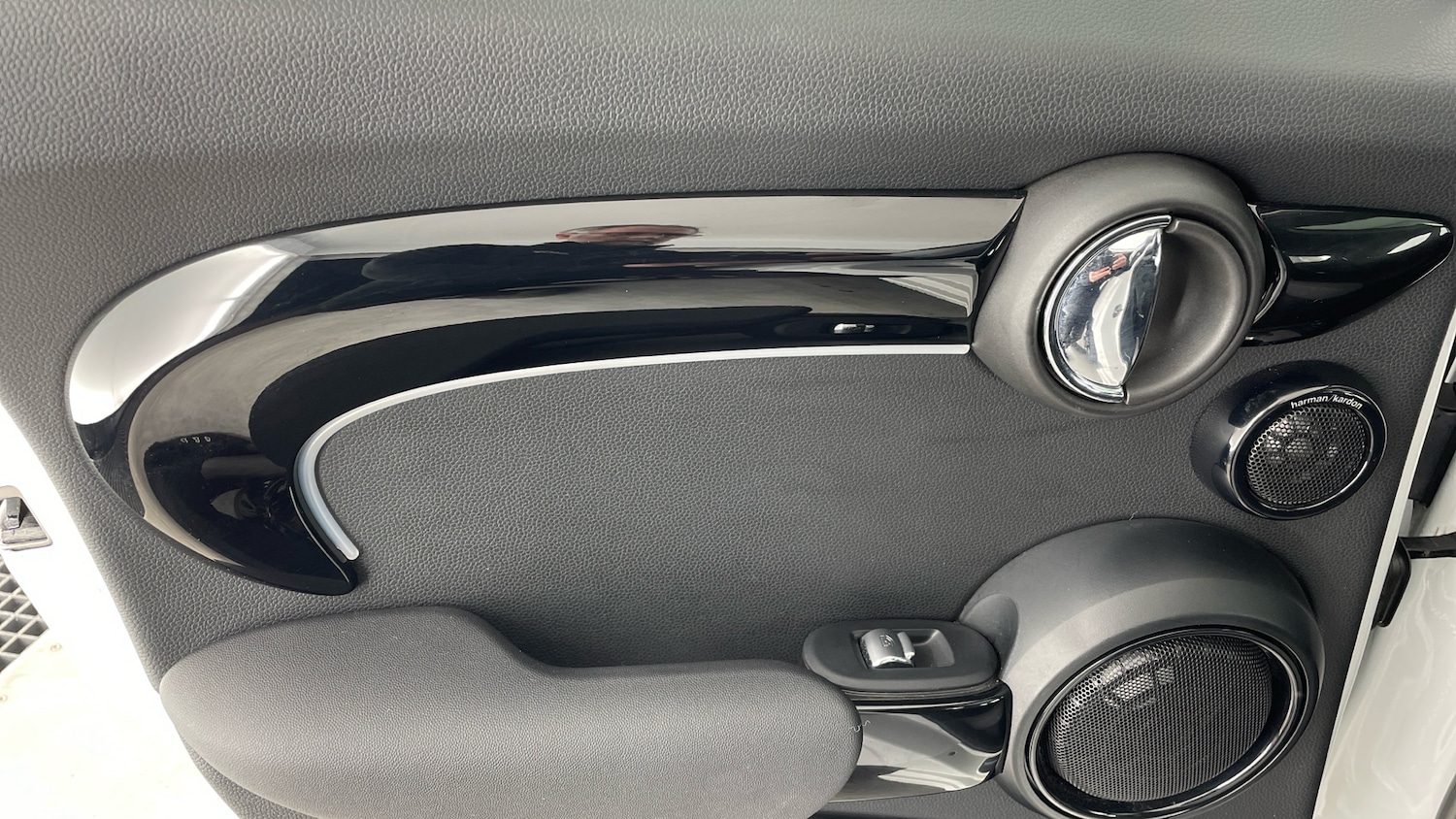 Used MINI Hatch 2023 for sale - 77435577: Photo 31