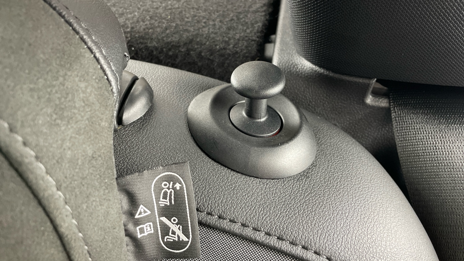 Used MINI Hatch 2023 for sale - 77435577: Photo 37